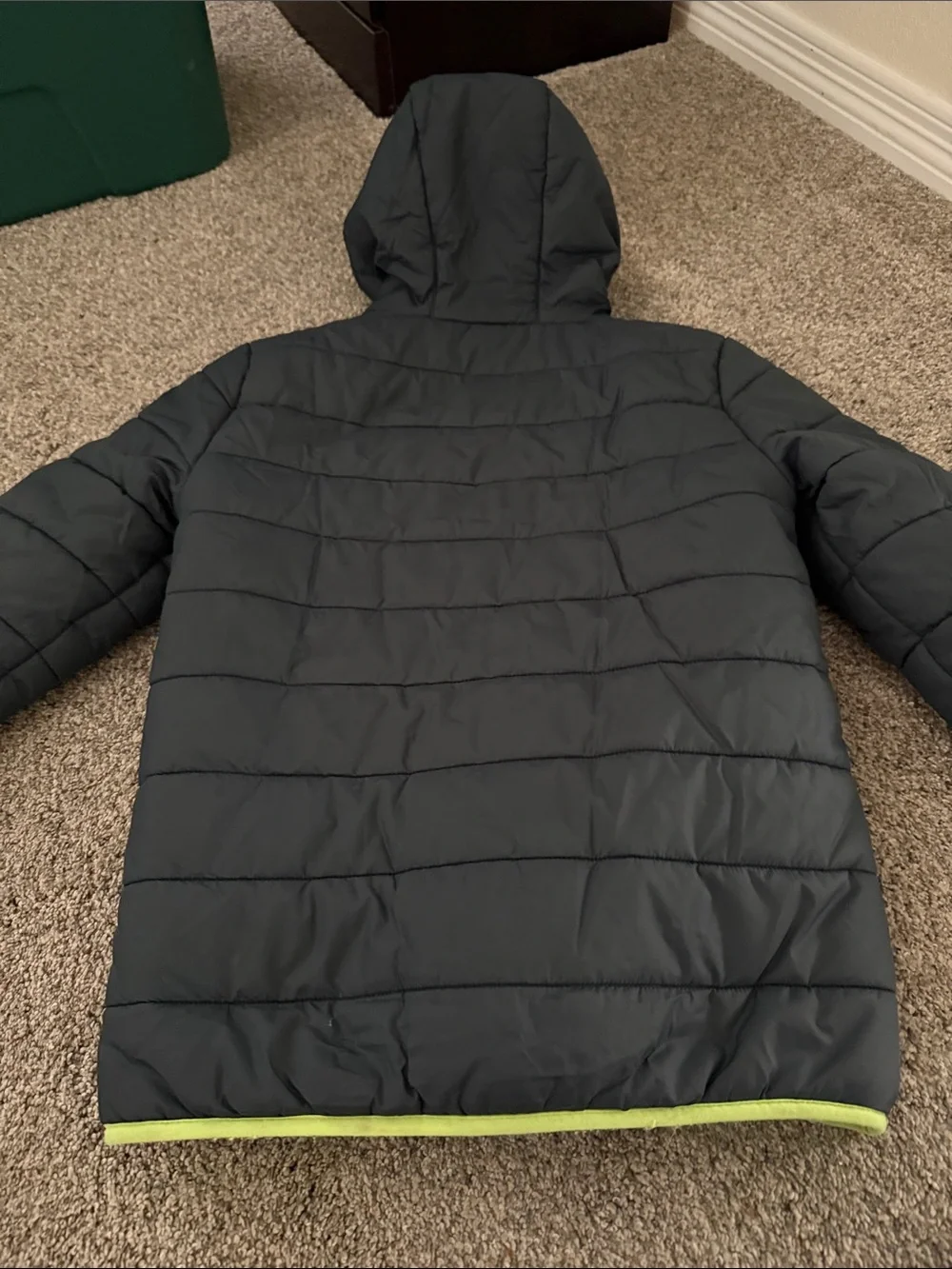 Under Armour Big Boys Pronto Puffer Jacket Youth Winter Gear Medium